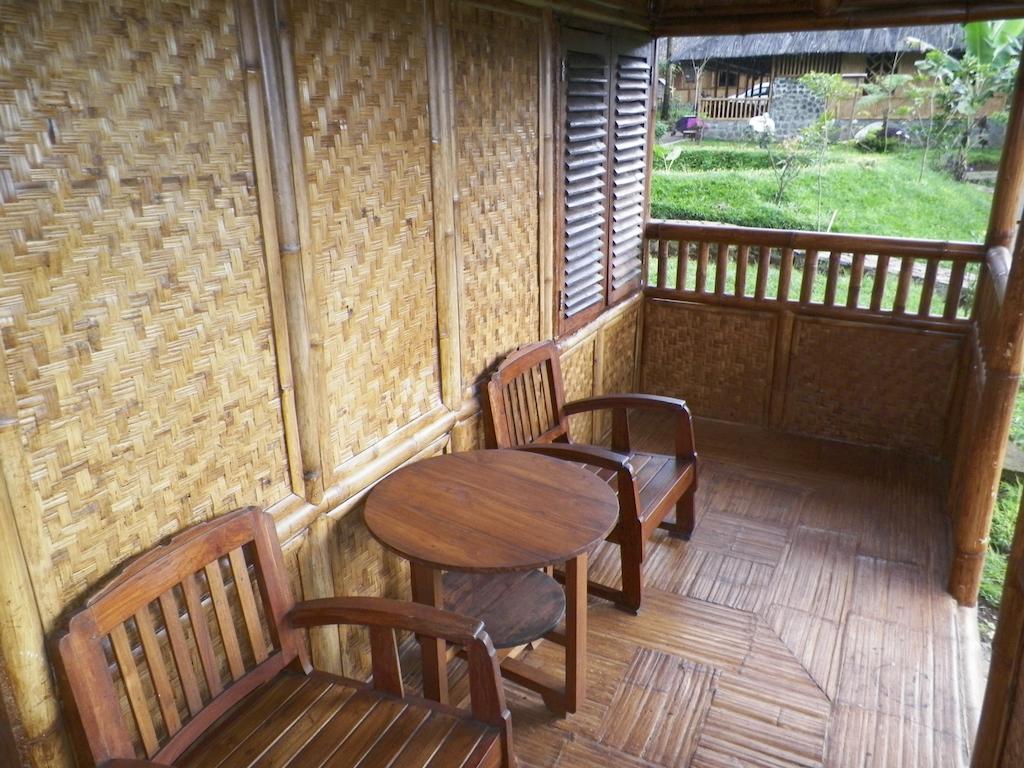 Villa Kampung Karuhun Sutan Raja Bandung Phòng bức ảnh